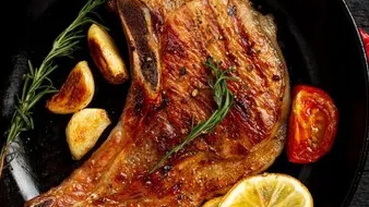 Mengenal jenis daging dan tingkat kematangan steak tidak hanya membuat pengalaman menyantap lebih nikmat, tetapi juga memastikan Anda mendapatkan yang sesuai dengan preferensi dan selera kuliner Anda.&nbsp;