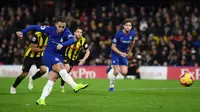 Eden Hazard mencetak gol ke gawang Watford melalui titik putih. (dok. Chelsea FC)