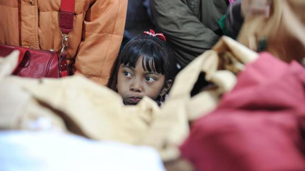 Berburu seragam sekolah di Pasar Jatinegara