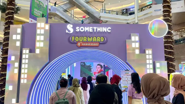 Somethinc Fourward