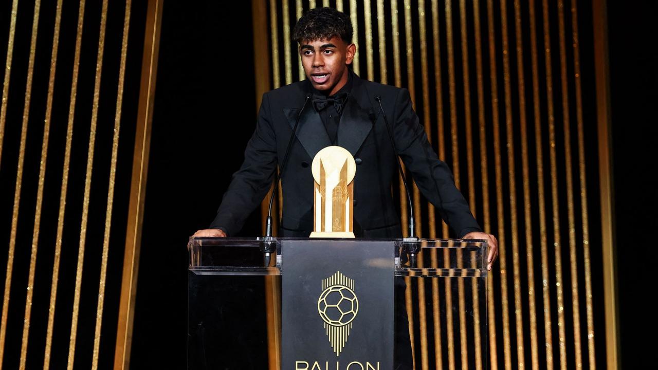 Lamine Yamal Raih Kopa Trophy 2024