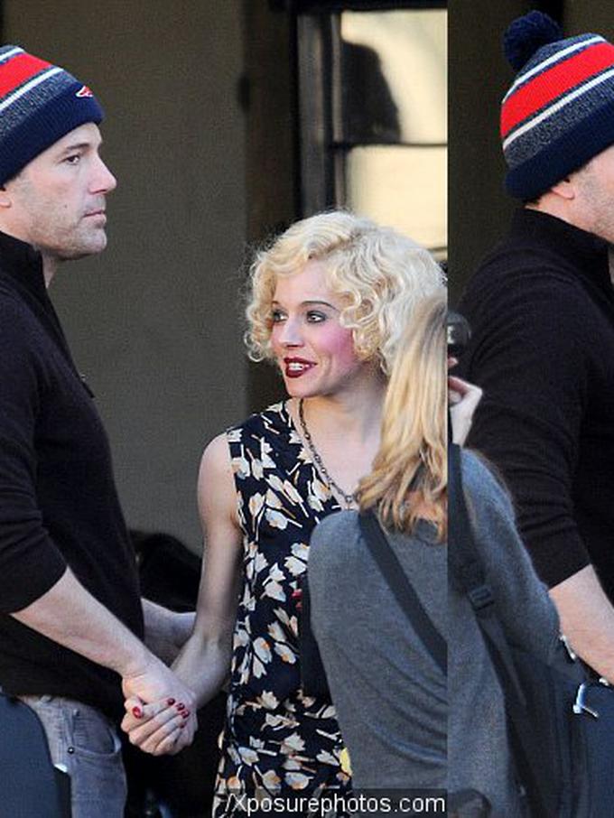 Pegangan Tangan, Ben Affleck dan Sienna Miller Pacaran ...