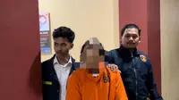 Ayah Tiri di Banten Pura-Pura Jadi 'Bos Mafia' Cabuli Anaknya 20 Kali