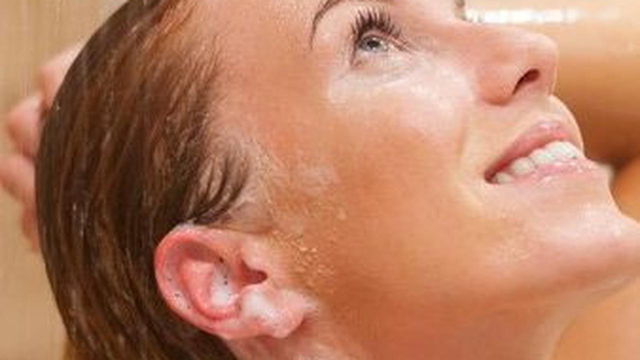 5. Meredakan Pusing dengan Air Hangat