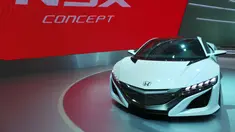 Indonesia International Motor Show (IIMS) edisi 2014 turut dimanfaatkan pabrikan untuk menyingkap mobil masa depan besutannya. 
