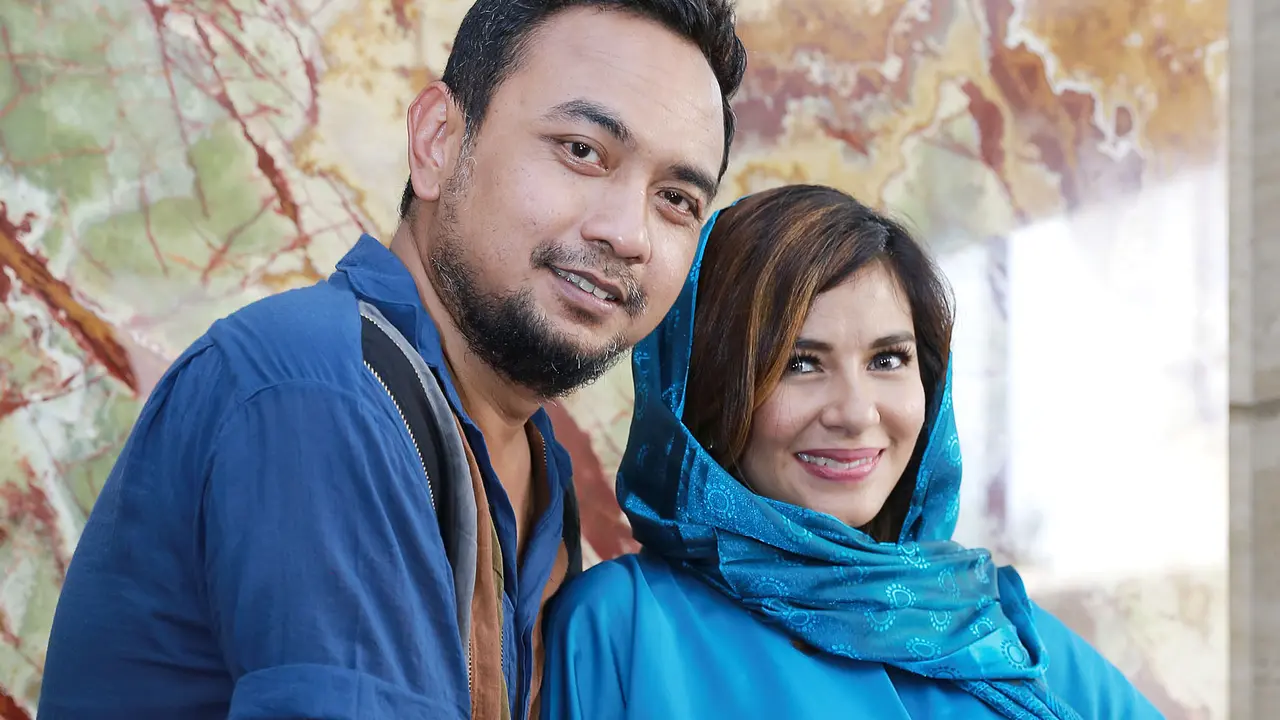 [Bintang] Bebi Romeo dan Meisya Siregar