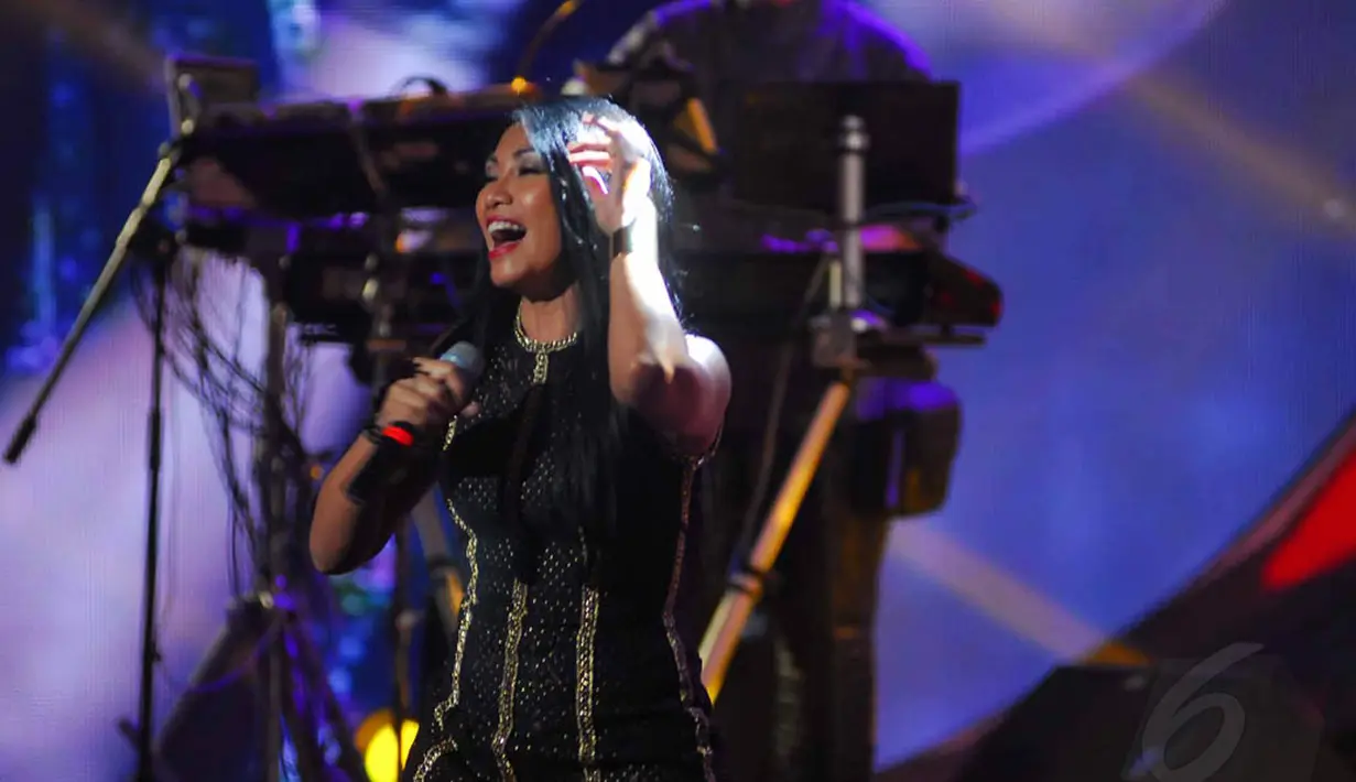 Anggun C Sasmi mengakui album 'Snow On The Sahara' merupakan paspor untuk dapat keliling dunia. (Liputan6.com/Miftahul Hayat)