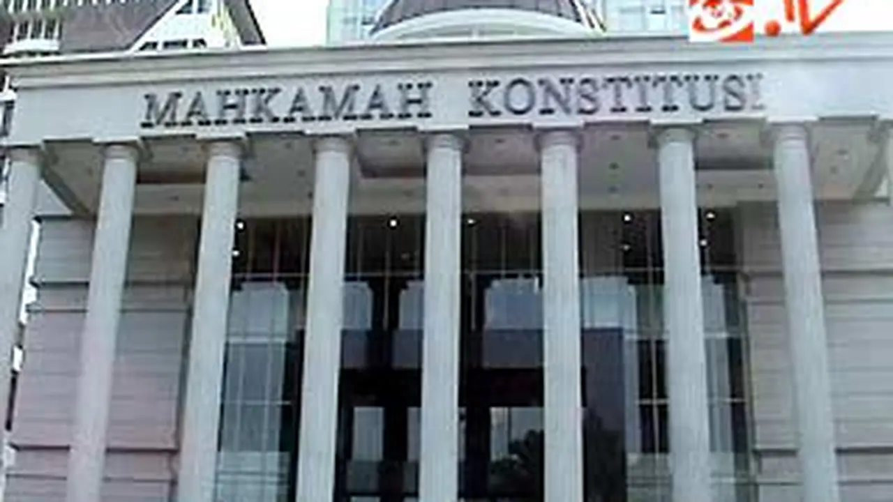 101220bgedung-mk.jpg