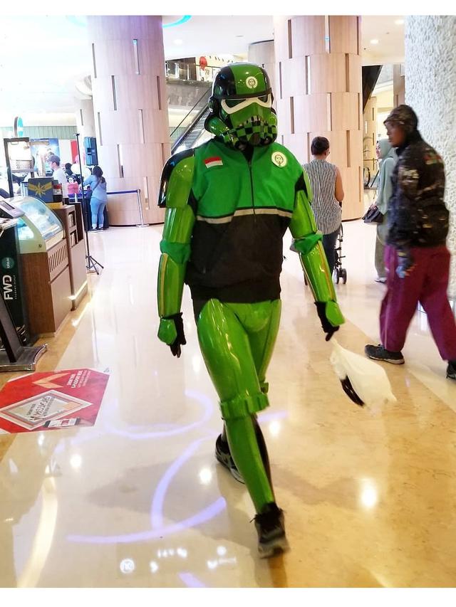 Gaya Kocak Driver Ojek Online Saat Usaha Cari Penumpang Ini Bikin Tepuk Jidat