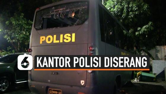 VIDEO: Mapolsek Ciracas Diserang Sekelompok Orang Tidak Dikenal