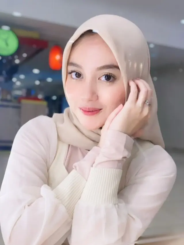 Nabilah eks JKT 48 makin cantik berhijab