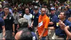  Penyidik Polda Metro Jaya bersama Polres Metro Jakarta Timur menggelar rekonstruksi kasus dugaan pembunuhan berencana ibu dan anak, di Kompleks Aneka Elok Blok A13 no 8, Penggilingan, Cakung, Jakarta Timur dengan tersangka Heri Kurniawan.