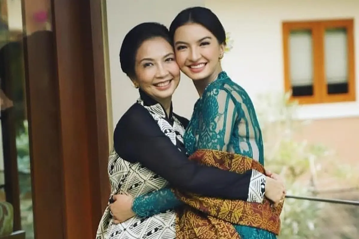 Raline Shah turut mengucapkan selamat hari ibu untuk sang bunda tercinta