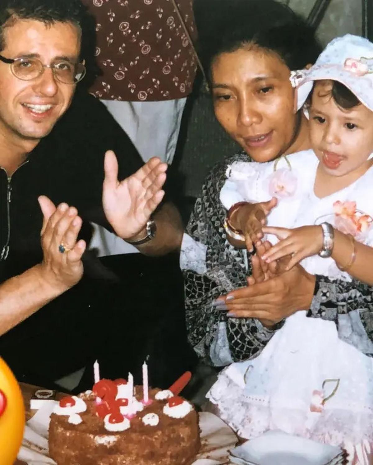 6 Potret Daniel Kaiser Ayah Nadine Kaiser, Mantan Suami Susi Pudjiastuti
