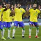 Adu joget mewarnai laga Brasil melawan Korea Selatan saat laga 16 besar Piala Dunia 2022 yang berlangsung di 974 Stadium, Selasa (06/12/2022) dini hari WIB. (AP/Manu Fernandez)