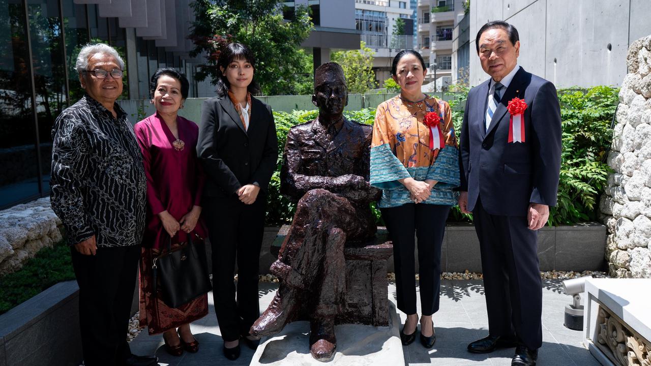 Simbol Persahabatan RI-Jepang, Puan Resmikan Patung Bung Karno di Tokyo