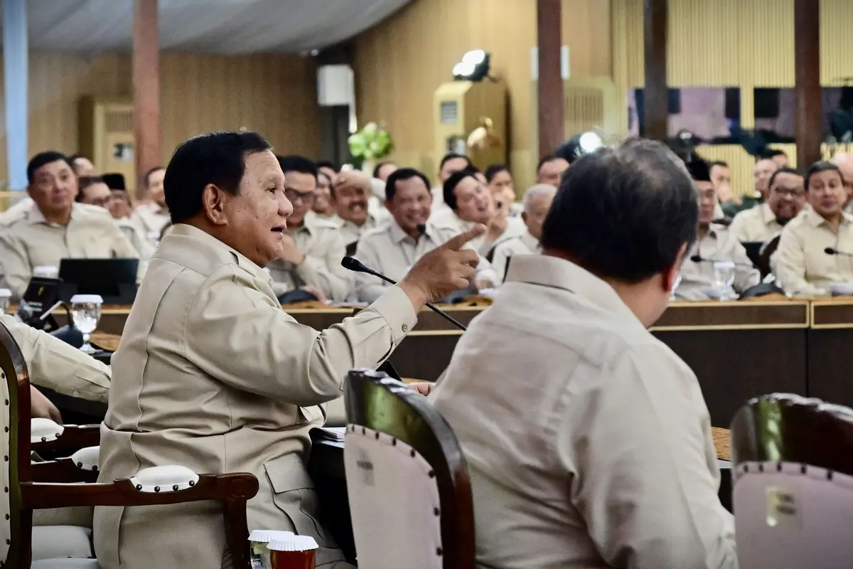 Presiden Prabowo Subianto saat Taklimat akhir tahun ke seluruh jajaran Kabinet Merah Putih di Hambalang.