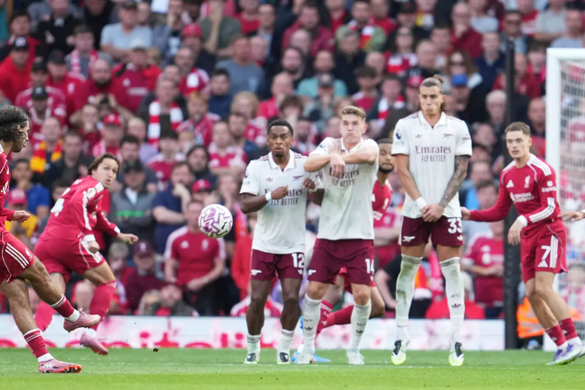 Foto: Dominik Szoboszlai Sang Pembeda, Gol Semata Wayangnya Bawa Liverpool Jinakkan Arsenal di Liga Inggris