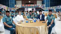 Aktif Bagikan Bantuan Sosial, Panglima Komando Armada RI Beri Plakat Apresiasi pada Perusahaan Ini