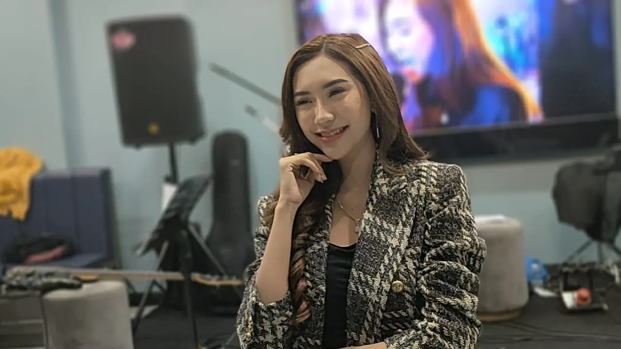 Icha Christy saat media gathering bersama wartawan di kawasan PIK, Jakarta Utara.