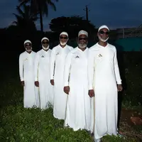 Potret Gamis Adidas yang Kembali Dirilis untuk Sambut Ramadhan 2025 (instagram.com/emilesamory)