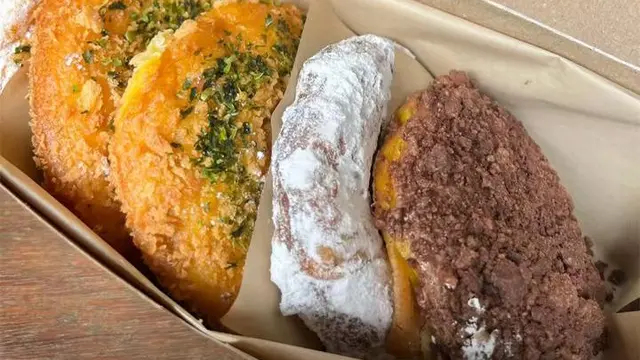 6. Fresh Donut Daily