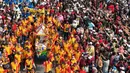 Tradisi Gotong Toapekong merupakan salah satu ritual khas kebudayaan masyarakat keturunan Tionghoa di Kota Tangerang yang dapat dinikmati secara terbuka. (merdeka.com/Arie Basuki)