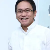 Addie MS mengunggah foto lamanya. (Adrian Putra/Fimela.com)