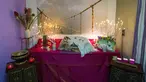 Charlie, anjing terrier Jack Russell, dibaringkan di sebuah keranjang khusus di Krematorium Samsara Eternity di Soignies, 8 April 2016. Animatrans adalah rumah duka pertama di Belgia yang khusus melayani persemayaman hewan peliharaan (REUTERS/Yves Herman)