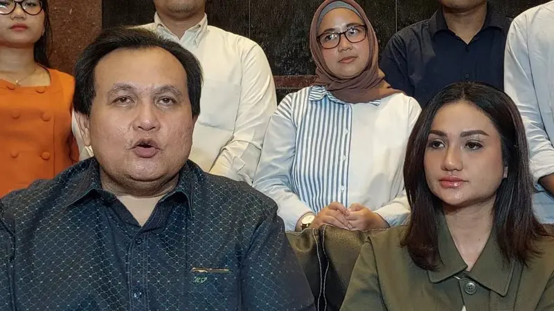 Tengku Dewi dan Minola Sebayang