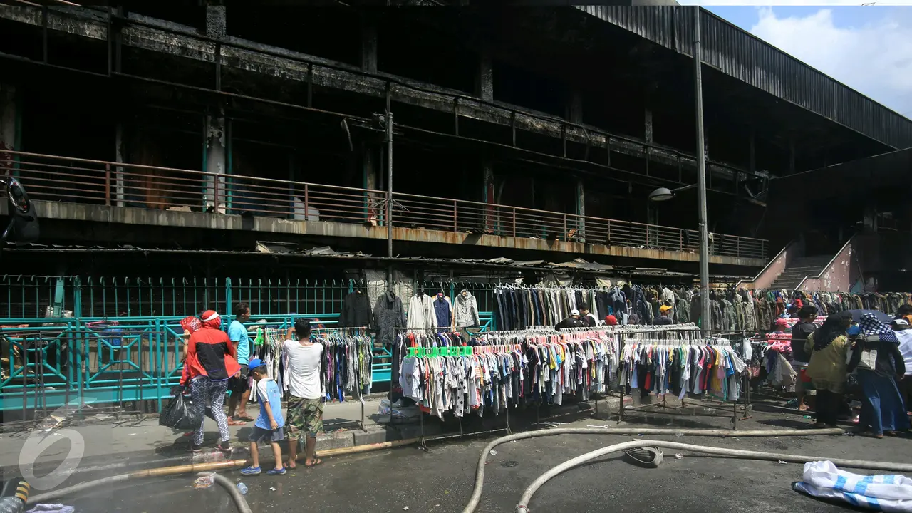 20170121-Kebakaran-Pasar-Senen-Jakarta-AY