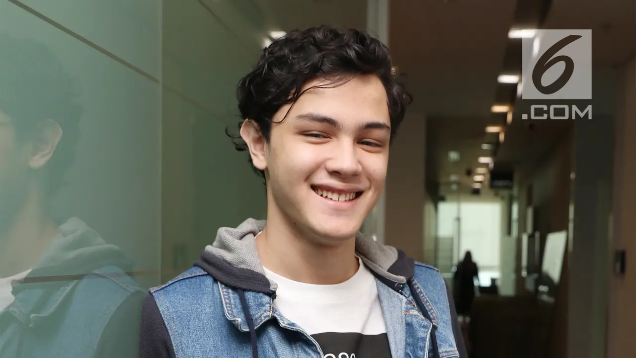Pemain film Danur 2, Shawn Adrian