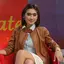 Revi Mariska adalah seorang artis yang menjadi perbincangan hangat usai eksis di media sosial