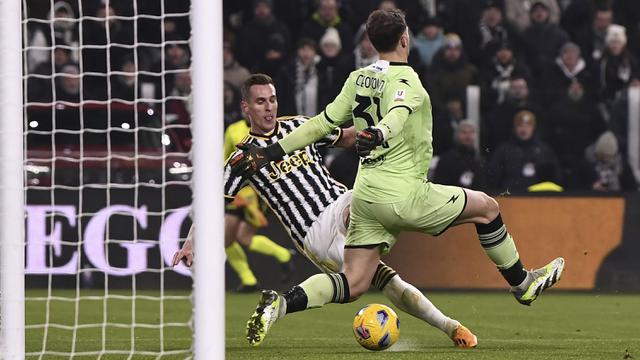 Foto: Penampilan Luar Biasa Arkadiusz Milik, Cetak Hattrick dan Bawa Juventus ke Semifinal Coppa Italia