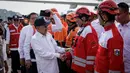 Adapun total personel yang berangkat dalam tim kemanusiaan ke Myanmar berjumlah 157 orang. Sebanyak 92 orang di antaranya telah berada di Myanmar untuk melakukan sejumlah misi kemanusiaan. (YASUYOSHI CHIBA/AFP)