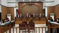 Sidang praperadilan penetapan tersangka terhadap Bupati Mimika, Eltinus Omaleng kembali digelar di Pengadilan Negeri Jakarta Selatan, Rabu (24/8) (istimewa)