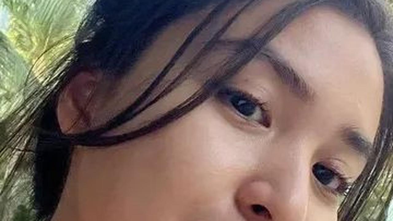 Menginjak usia 32 tahun, Putri Titian tetap mempertahankan pesonanya. Sebagai seorang ibu, wajahnya tetap bersinar, menyiratkan kebahagiaan dalam peran barunya.