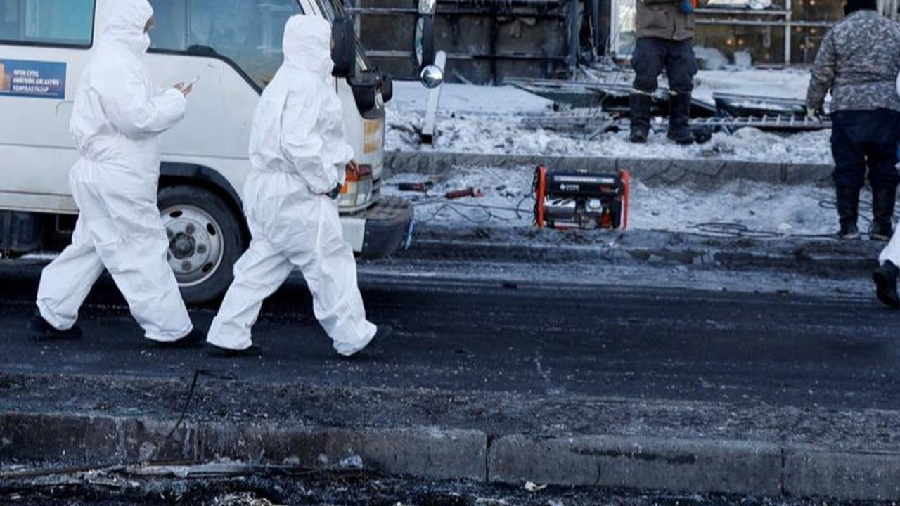 FOTO: Truk Bermuatan 60 Ton Gas Cair Meledak Hanguskan Apartemen, Toko, Mobil-Mobil hingga Tewaskan 6 Orang di Mongolia
