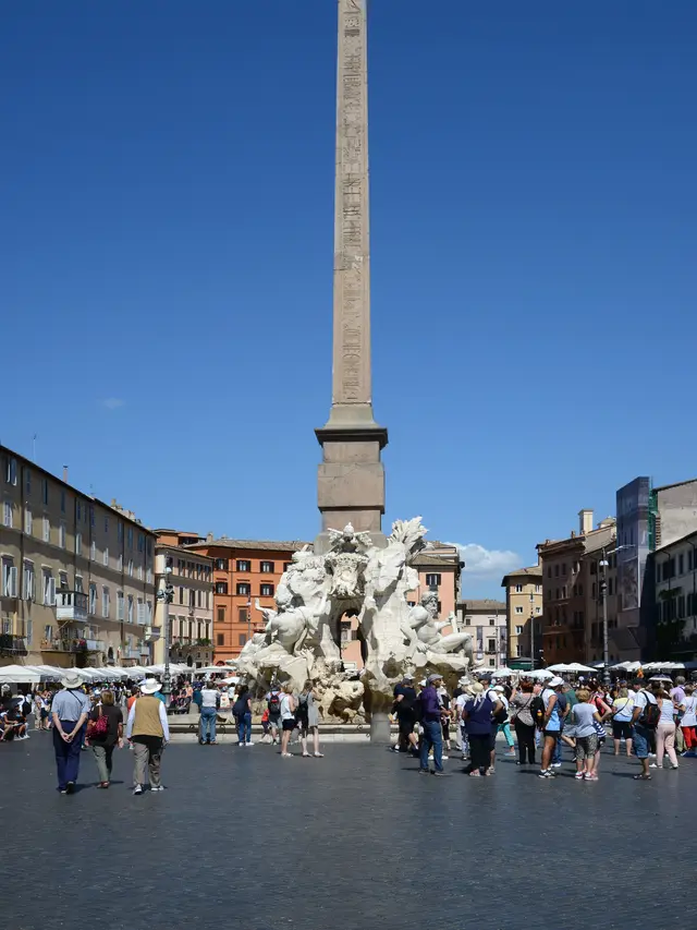 Air Mancur Empat Sungai (Fontana dei Quattro Fiumi), Piazza Navona, Rome
