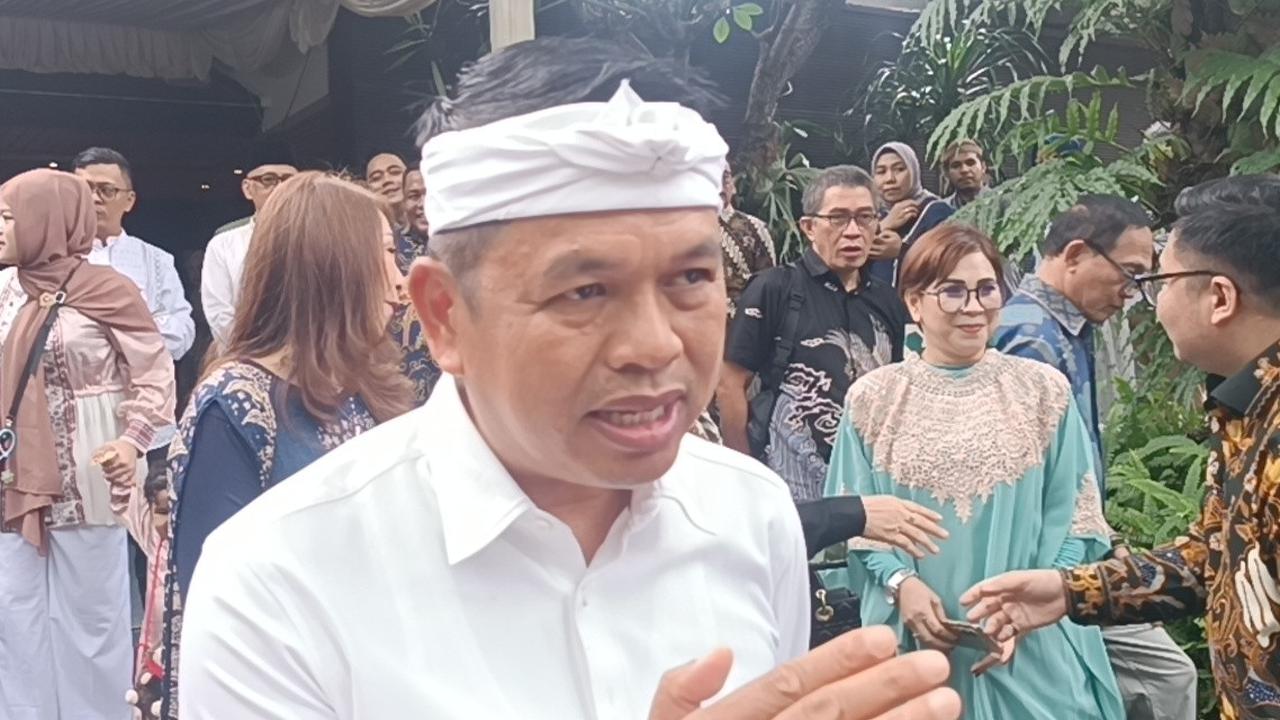 VIDEO: Kang Demul Undang Guru Pernah Menamparnya "Dua Kali Ditampar Jadi Gubernur, Gimana Empat Kali?"