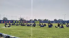 Persib Bandung berlatih di lapangan