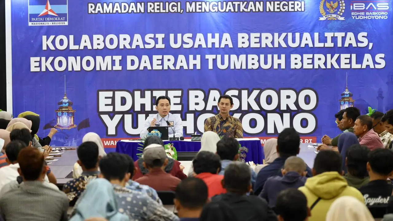 Wakil Ketua MPR RI sekaligus Ketua Fraksi Partai Demokrat DPR RI, Edhie Baskoro Yudhoyono (Ibas) menghadiri pertemuan bersama perwakilan paguyuban pedagang, pelaku industri, koperasi, dan UMKM (Istimewa)