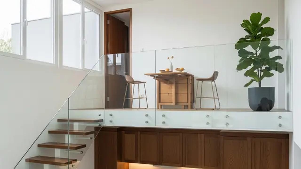 Mezzanine di Atas Dapur/ Inspirasi Interior Rumah Mezzanine Terbuka dan Lega (Sumber: gemini.com)