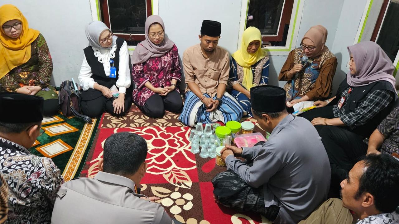 Kunjungi Rumah Duka Siswi Korban Pembunuhan di Banyuwangi, Menteri PPPA: Pastikan Negara Hadir