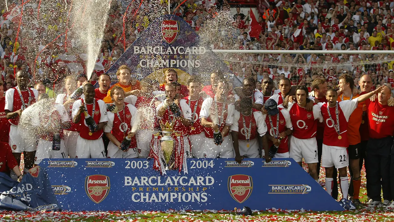 Foto: Deretan 5 Keajaiban di Sepak Bola Eropa Tahun 2004, saat Klub Semenjana Mengejutkan Eropa