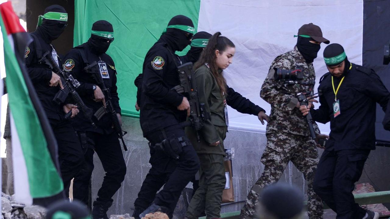 Hamas Bebaskan Tentara Wanita Israel yang Disandera