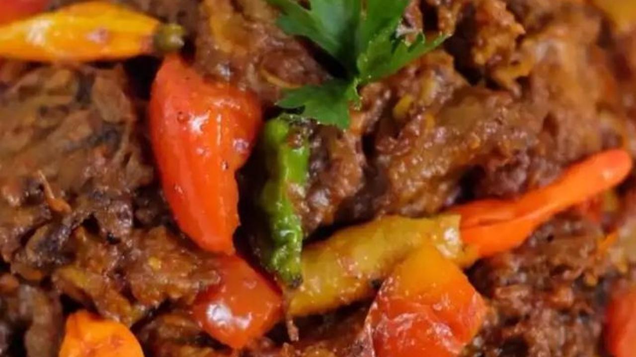 <b>5. Krengsengan Kepala Kambing</b>
