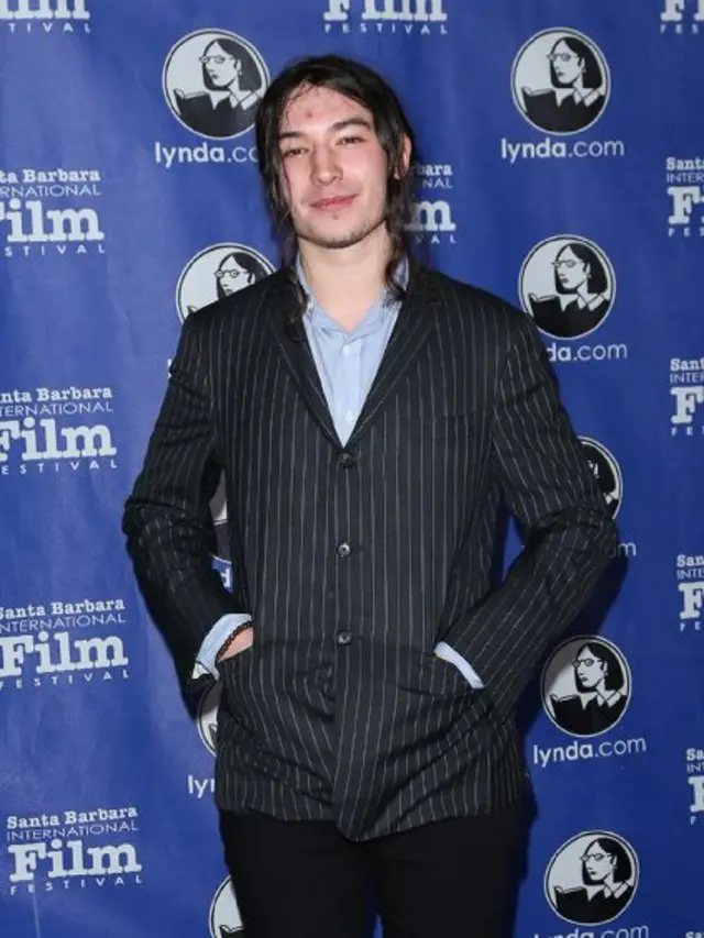 [Bintang] Ezra Miller