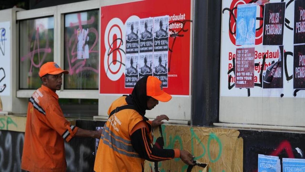 Tahukah Anda, 500 Personel Dikerahkan? Pembersihan Jakarta Barat Pasca Protes Berlangsung Cepat