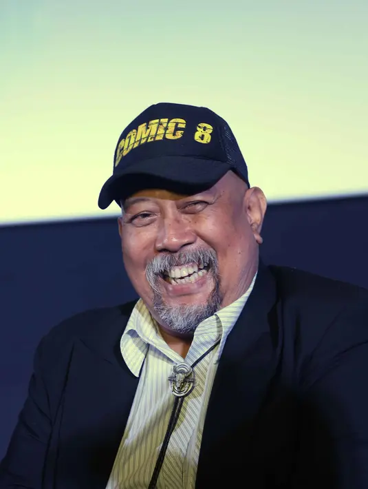 Saat mengikuti gala premiere, aktor senior, Indro Warkop DKI mengaku banyak keseruan, kesulitan dalam film lanjutan 'Comic 8: Casino Kings'. (Nurwahyunan/Bintang.com)